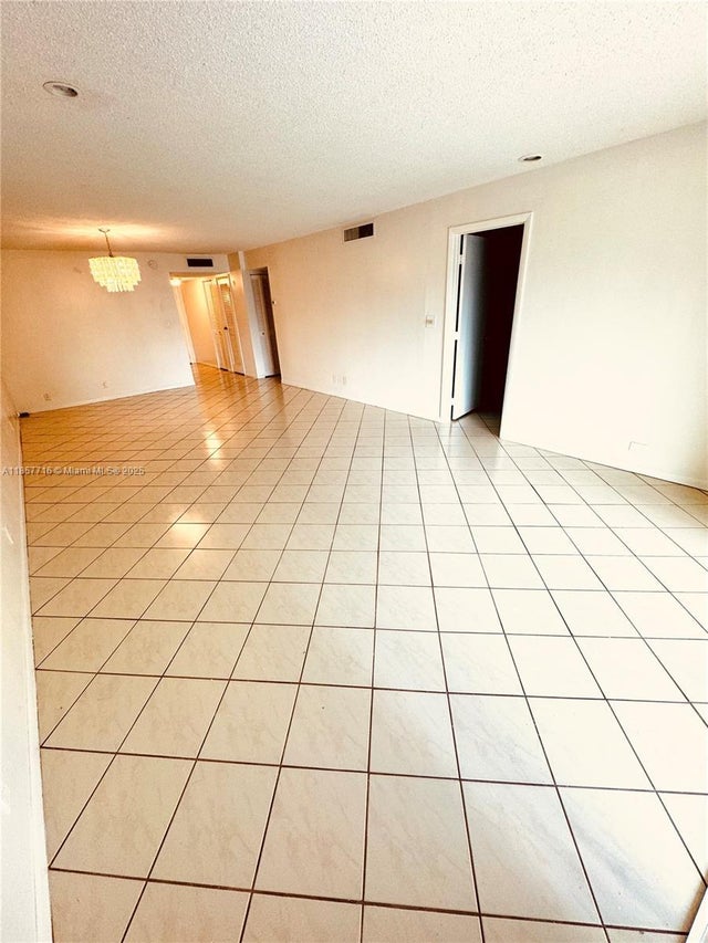 3 of 31 - 6100 S Falls Cir Dr 205, Lauderhill, FL