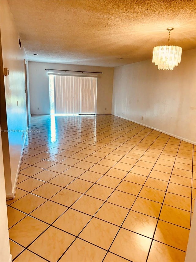 5 of 31 - 6100 S Falls Cir Dr 205, Lauderhill, FL