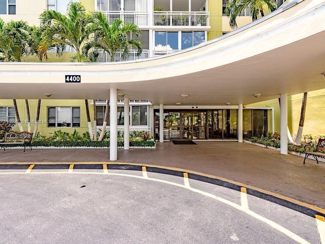 3 of 18 - 4400 Hillcrest Dr 520c, Hollywood, FL