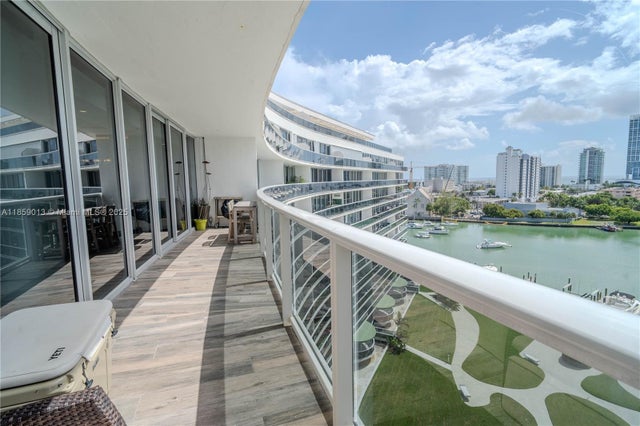 1 of 21 - 900 Bay Dr 914, Miami Beach, FL