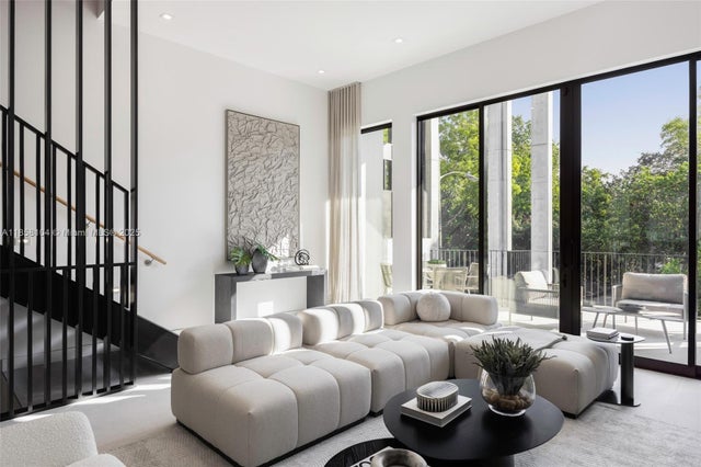 1 of 36 - 84 Sw 28th Rd 5, Miami, FL