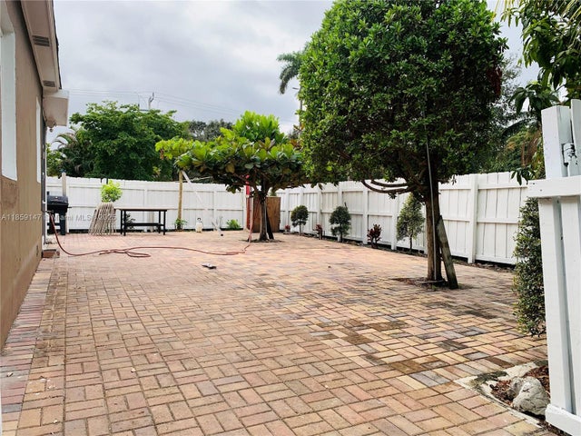 2 of 20 - 2548 Johnson St, Hollywood, FL