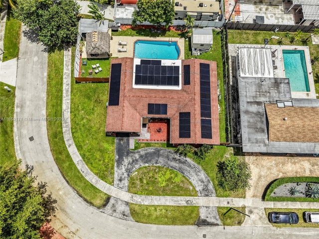 4 of 36 - 16103 Sw 108th Ct, Miami, FL