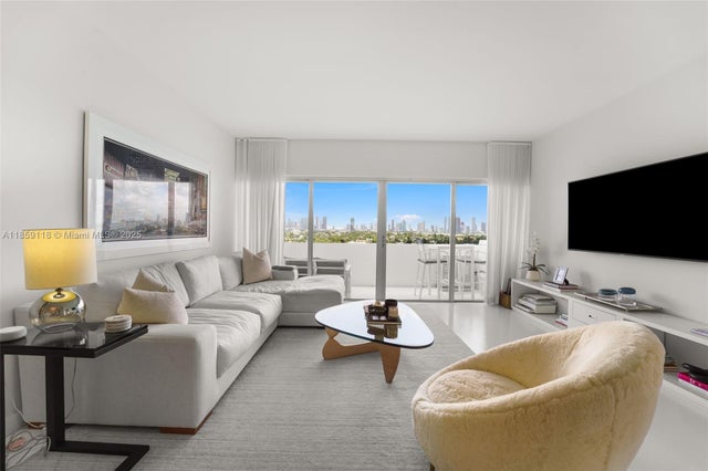 2 of 28 - 3 Island Ave 11g, Miami Beach, FL