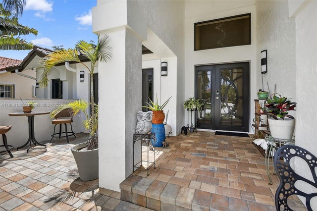 4 of 59 - 1154 Laguna Springs Dr, Weston, FL