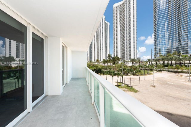 4 of 23 - 100 Bayview Dr 210, Sunny Isles Beach, FL