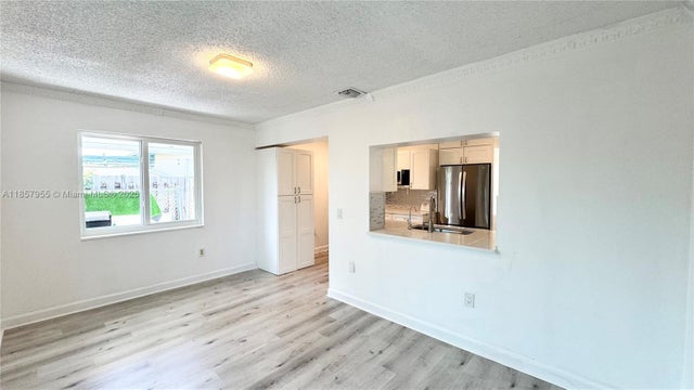 5 of 21 - 11360 Nw 31st St, Sunrise, FL