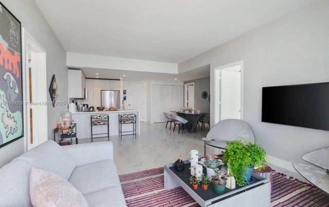 2 of 20 - 2000 Metropica Way 902, Sunrise, FL