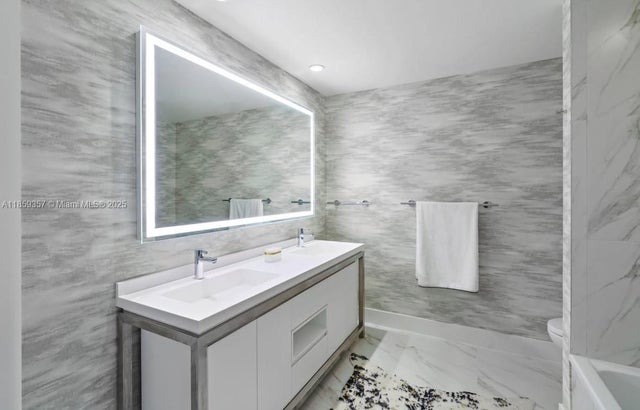 5 of 20 - 2000 Metropica Way 902, Sunrise, FL
