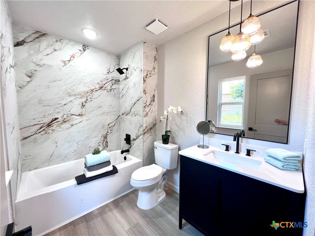 713 S 30th Street, Temple