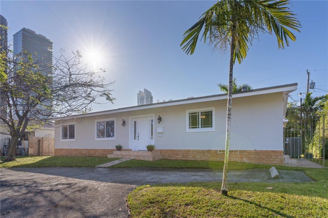 2 of 40 - 300 187th St, Sunny Isles Beach, FL