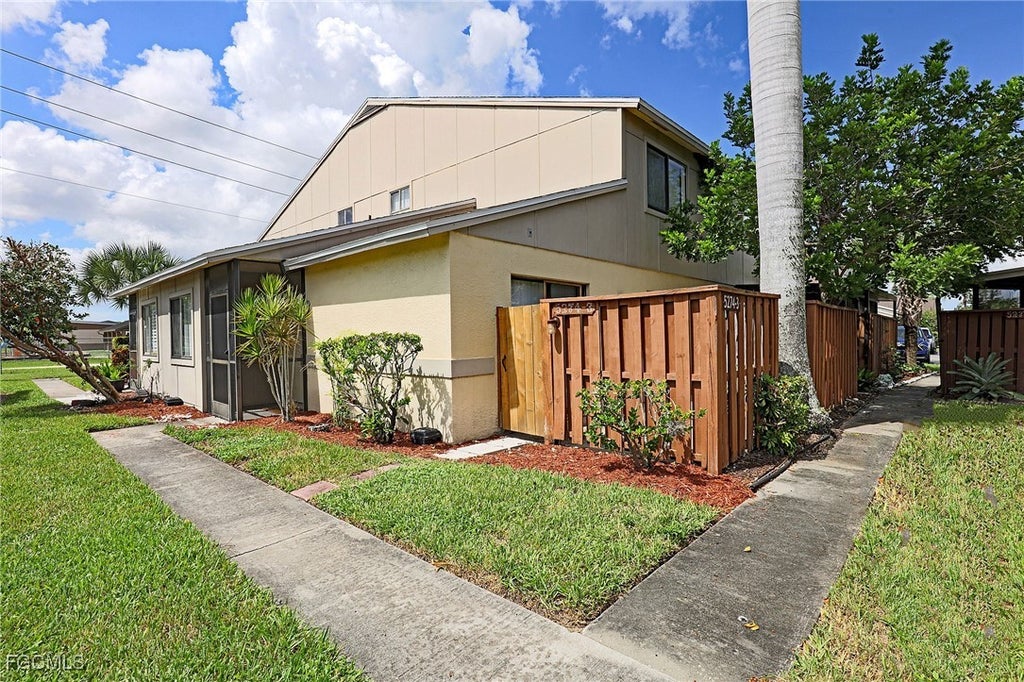 5274 Cedarbend Dr 3, FORT MYERS