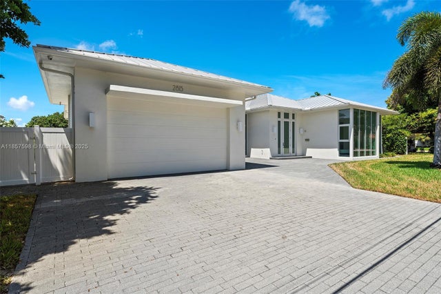 2 of 45 - 2815 Ne 26th Pl, Fort Lauderdale, FL