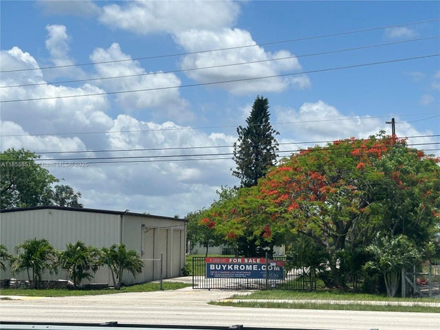 4 of 14 - 14300 Sw 177th Ave, Miami, FL