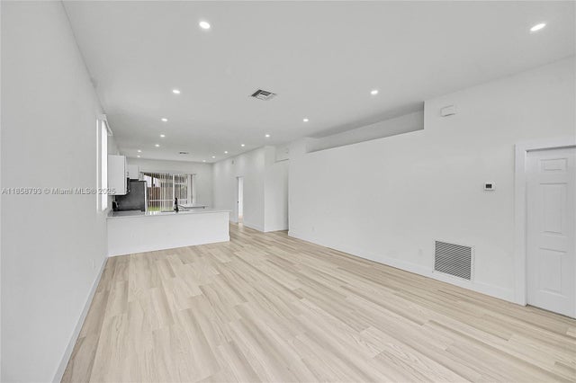 4 of 31 - 13034 Sheridan Ter, Wellington, FL