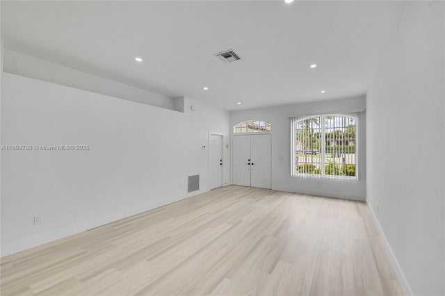 5 of 31 - 13034 Sheridan Ter, Wellington, FL