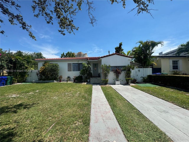 1 of 57 - 3280 Sw 21st St, Miami, FL