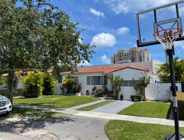 2 of 57 - 3280 Sw 21st St, Miami, FL