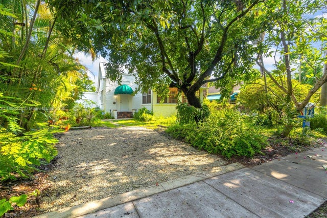 2 of 47 - 6243 Sw 57th St, South Miami, FL