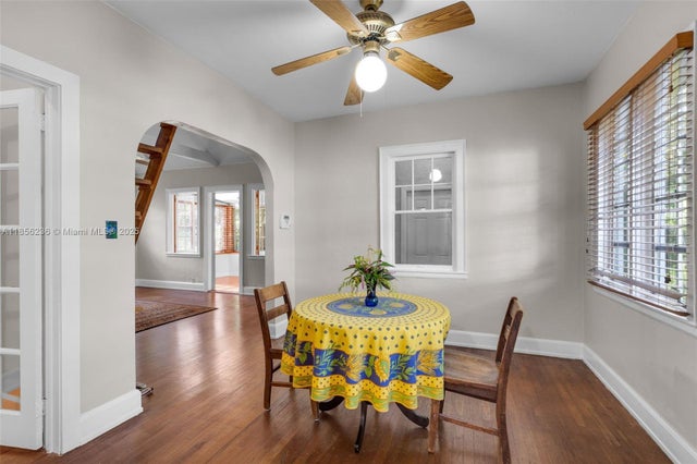 4 of 47 - 6243 Sw 57th St, South Miami, FL