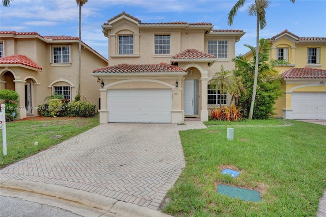1 of 40 - 9860 Nw 20th Ct, Pembroke Pines, FL