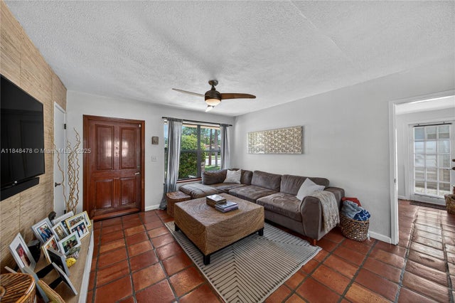 2 of 48 - 1013 Orange Isle, Fort Lauderdale, FL