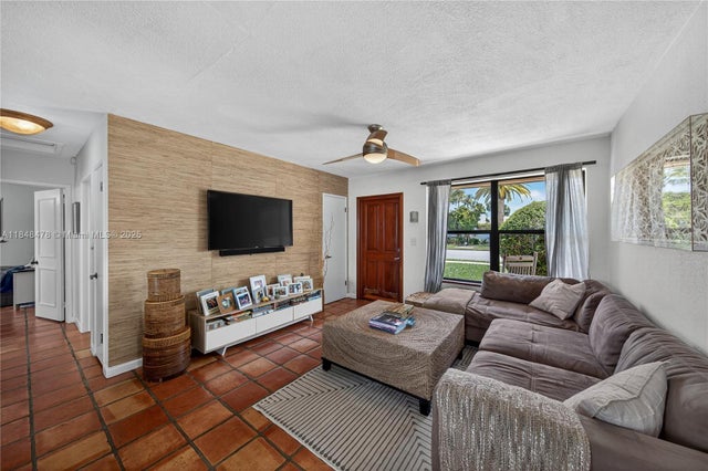 5 of 48 - 1013 Orange Isle, Fort Lauderdale, FL