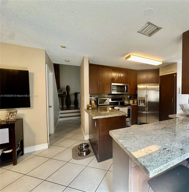 3 of 28 - 9942 Nw 29th St, Doral, FL
