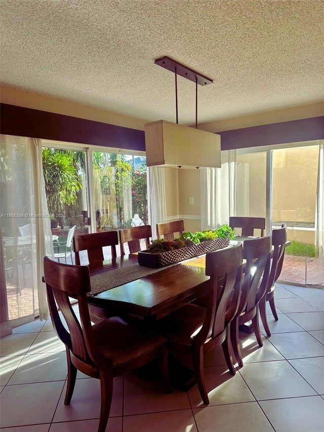 5 of 28 - 9942 Nw 29th St, Doral, FL
