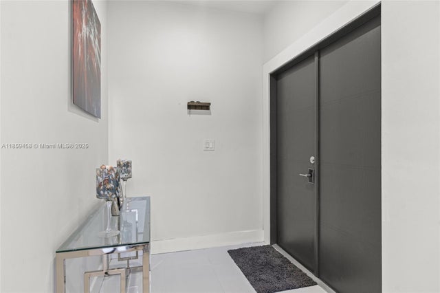 5 of 48 - 11130 Sw 148th Pl, Miami, FL
