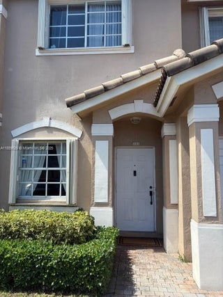 Photo of Listing #A11859529