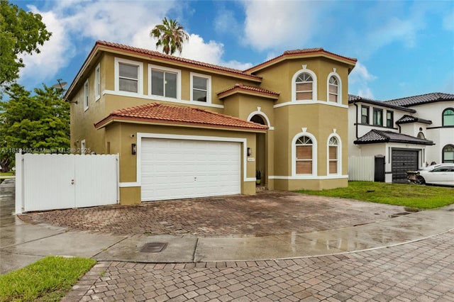 2 of 50 - 10197 Sw 26th Ter, Miami, FL