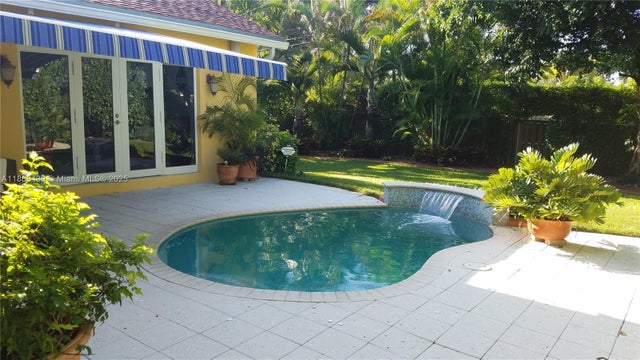 1 of 19 - 1612 Funston St, Hollywood, FL