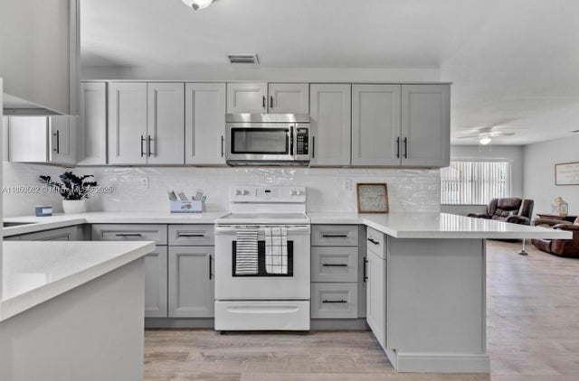 3 of 16 - 30214 Sw 158th Ct, Homestead, FL