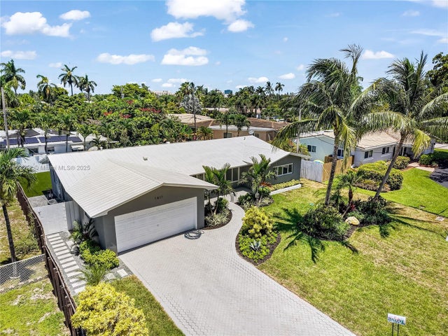 2 of 31 - 1611 Ne 40th Pl, Oakland Park, FL