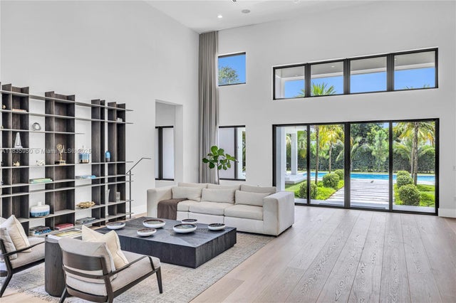 5 of 38 - 7699 Sw 118th St, Pinecrest, FL