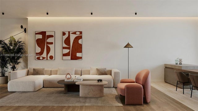 4 of 10 - 7516 Bounty Ave, North Bay Village, FL