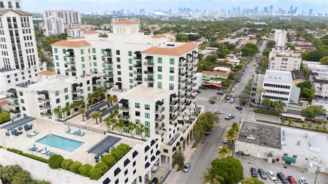 4 of 32 - 1300 Ponce De Leon Blvd 709, Coral Gables, FL