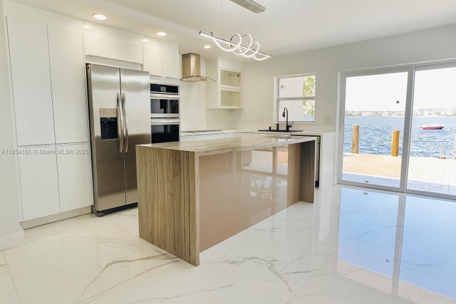 3 of 17 - N/A, North Miami Beach, FL
