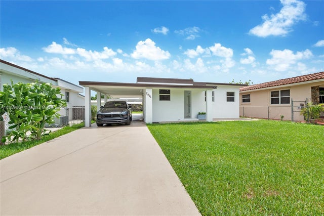 2 of 34 - 2811 Sw 65th Ave, Miami, FL