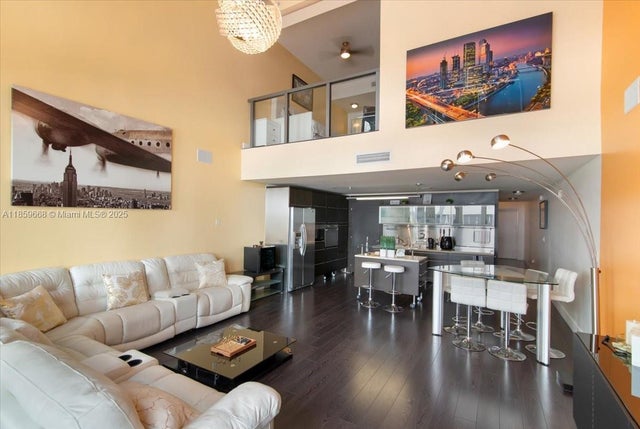 3 of 46 - 6000 Collins Ave 146, Miami Beach, FL