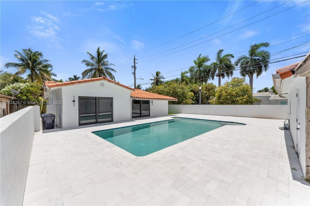 2 of 47 - 1221 Biarritz Dr, Miami Beach, FL