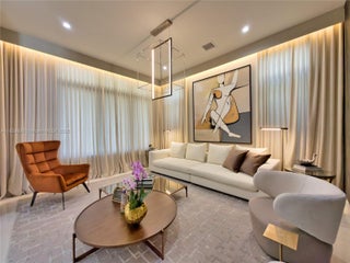 Photo of Listing #A11859886