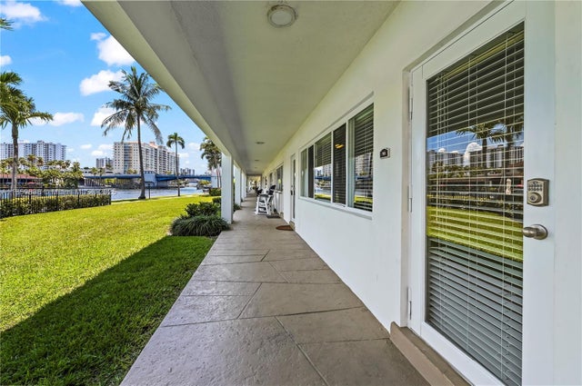 2 of 32 - 2895 Ne 32nd St 110, Fort Lauderdale, FL