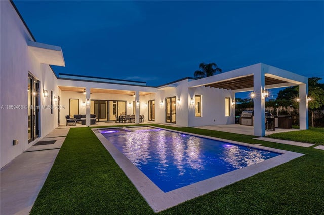 1 of 53 - 5928 Sw 69th Ave, Miami, FL