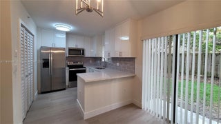 Photo of Listing #A11858461