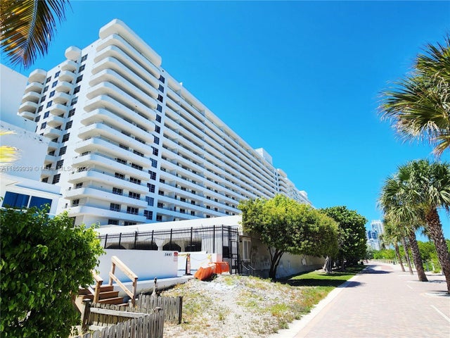 2 of 48 - 5555 Collins Ave 9s, Miami Beach, FL