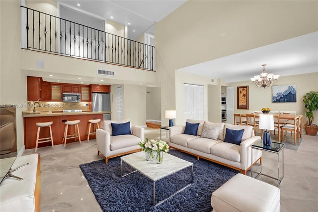 1 of 56 - 20351 W Country Club Dr Th17, Aventura, FL