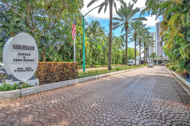 3 of 56 - 20351 W Country Club Dr Th17, Aventura, FL