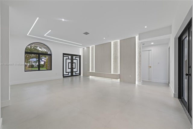3 of 23 - 14514 Sw 161st Ct, Miami, FL